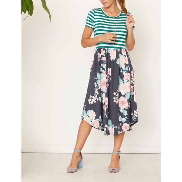 Eloges Navy Pink Floral Short Sleeve Midi Dress - 1X - Picture 1 of 1